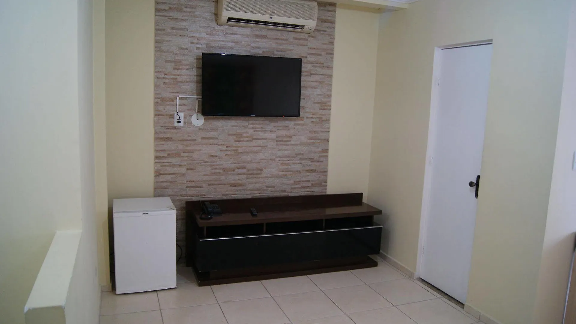 Hotel Panamerican Balneario Camboriu 3*,  Brazil